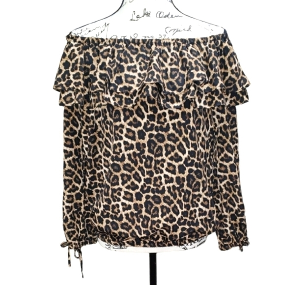 Michael Kors Animal Print Round Neck Top - Picture 6 of 6